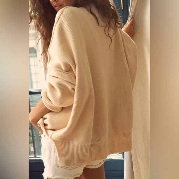Free People "Easy Street Tunic Cream Oversized Sweater in size Large - Picture 1 of 11